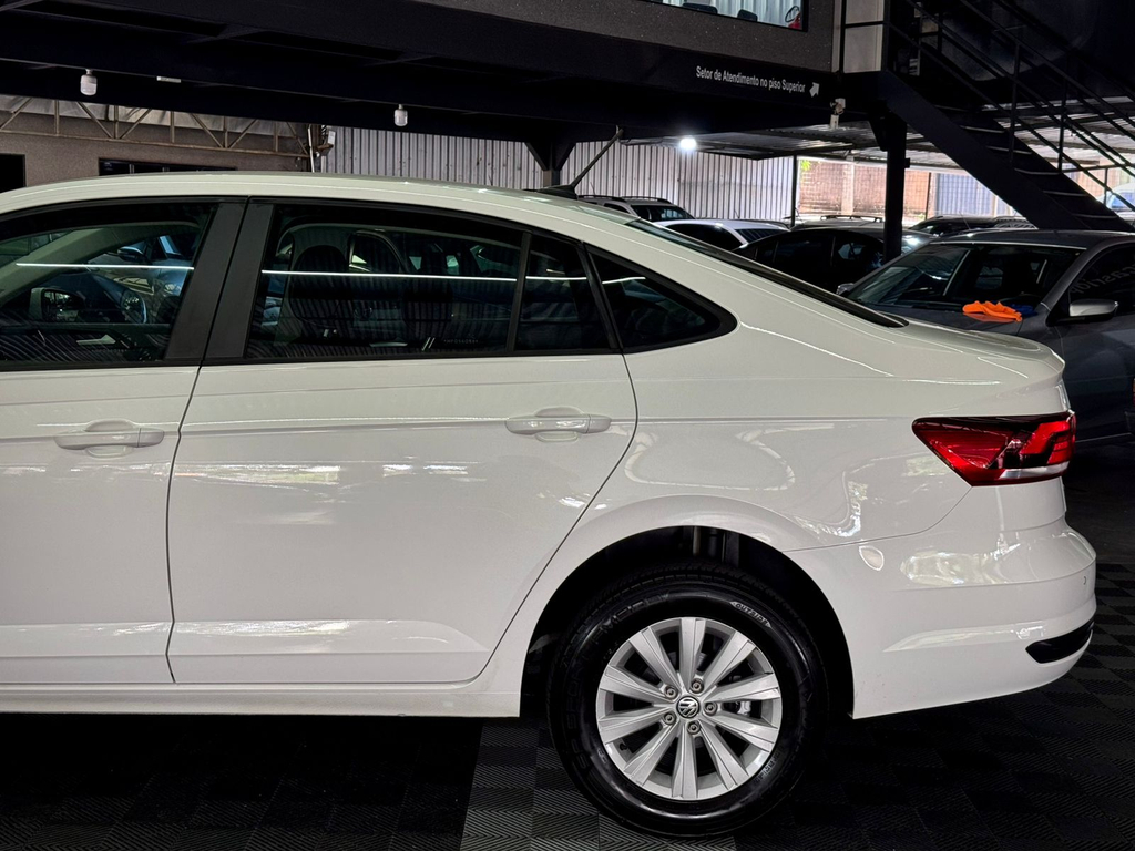 Volkswagen Virtus Branco