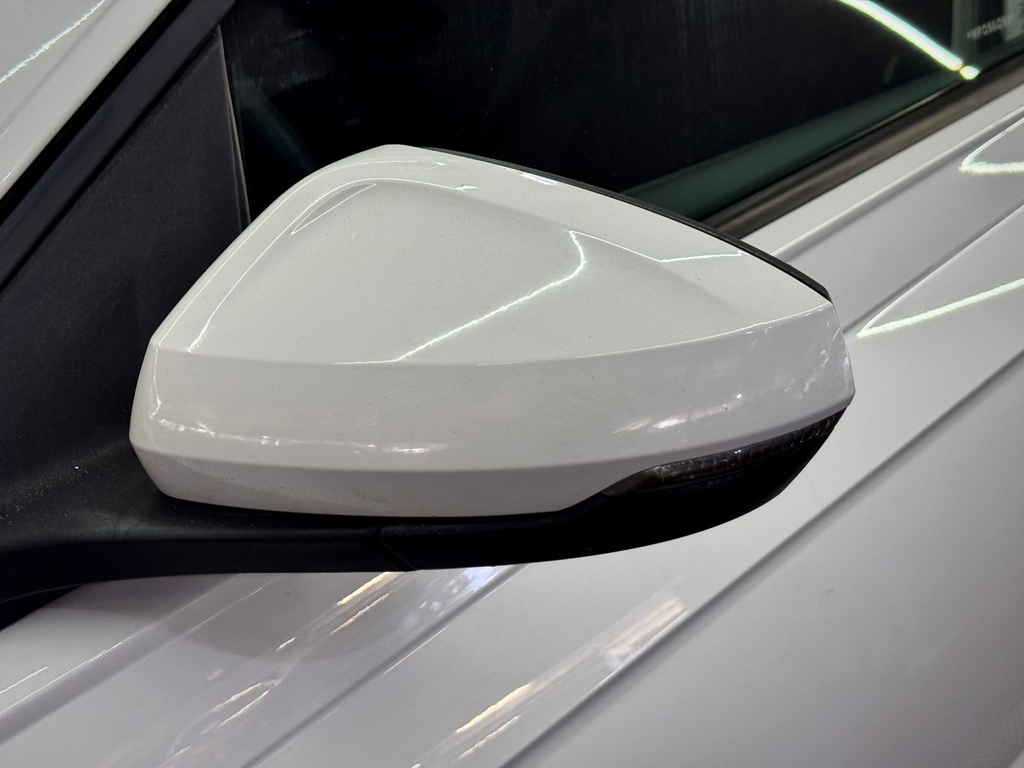 Volkswagen Virtus Branco