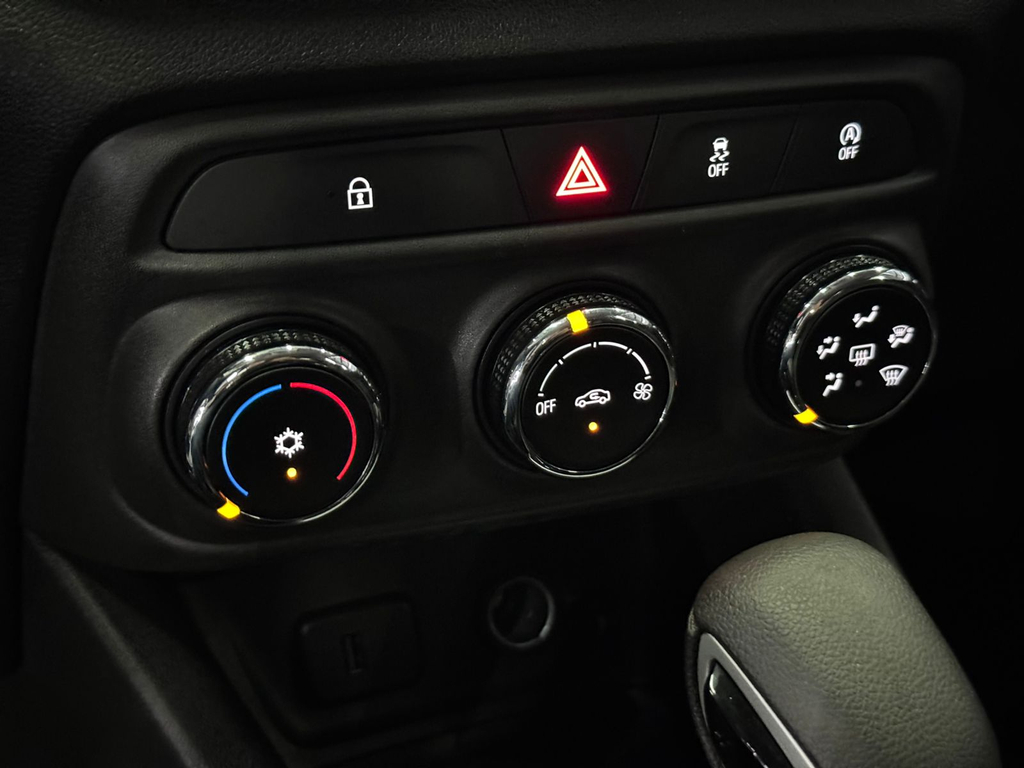 Chevrolet Tracker Cinza