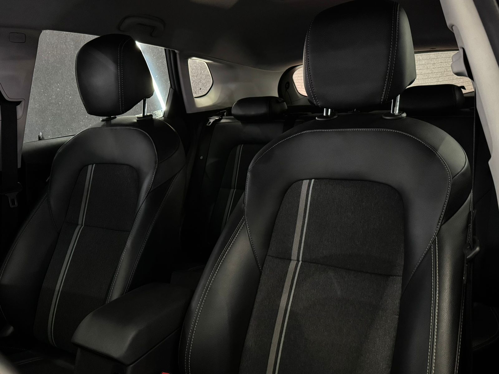 Chevrolet Tracker Cinza