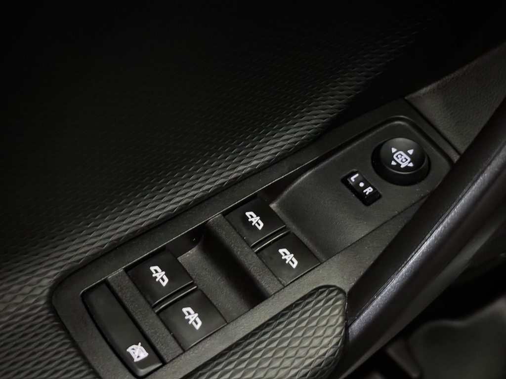 Chevrolet Tracker Cinza