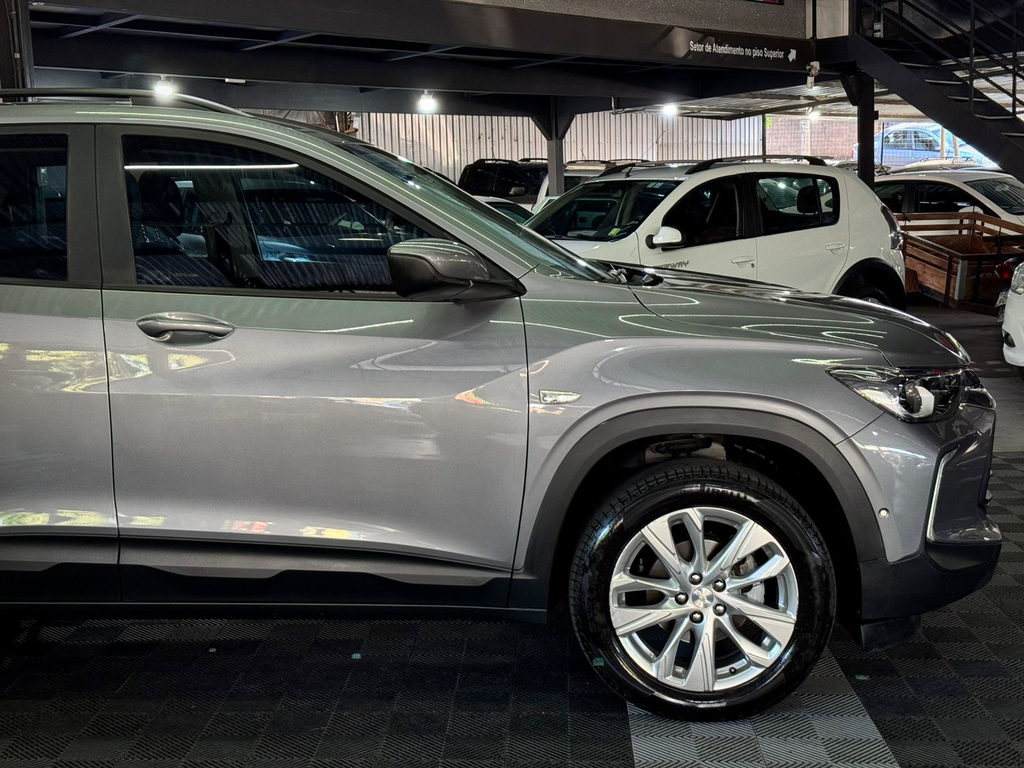 Chevrolet Tracker Cinza