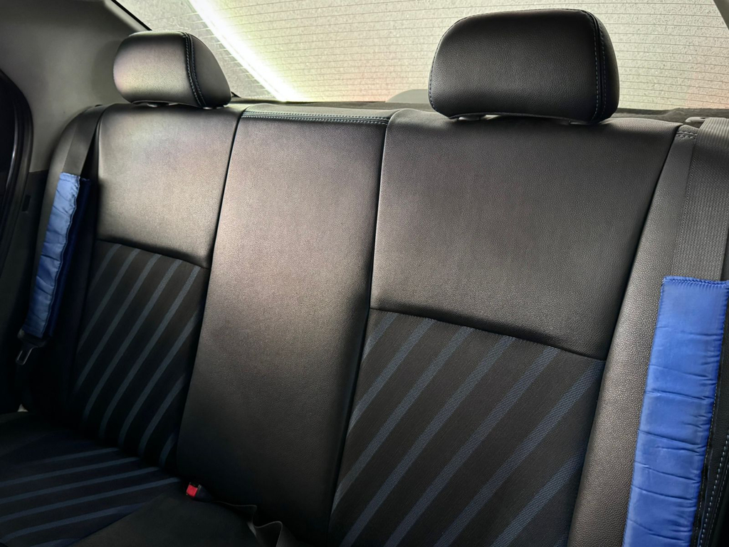 Toyota ETIOS Cinza