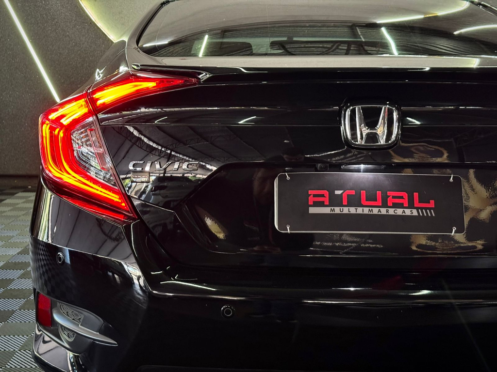 Honda Civic Preto