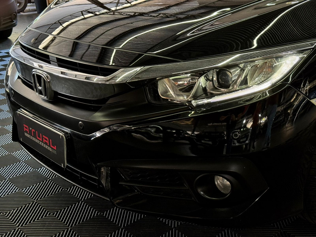 Honda Civic Preto