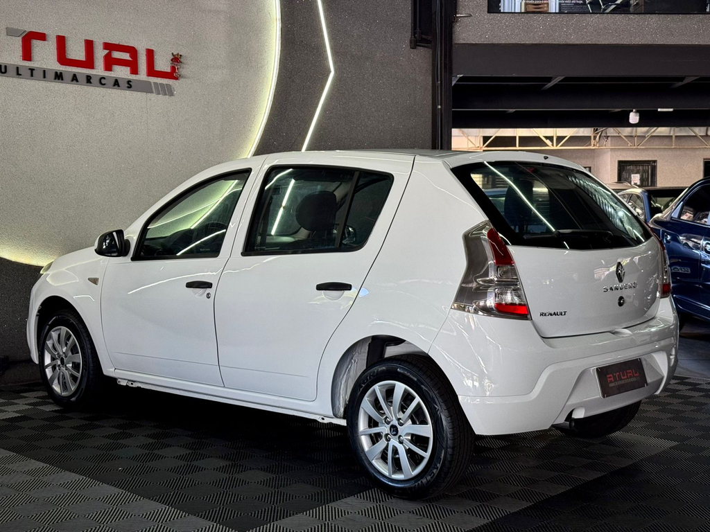 Renault Sandero Branco