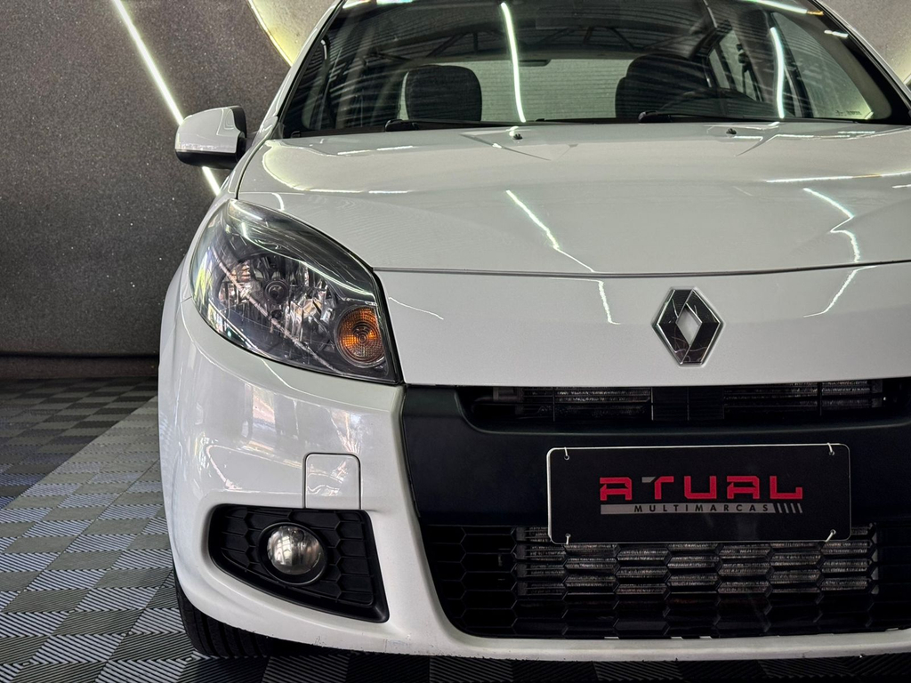 Renault Sandero Branco