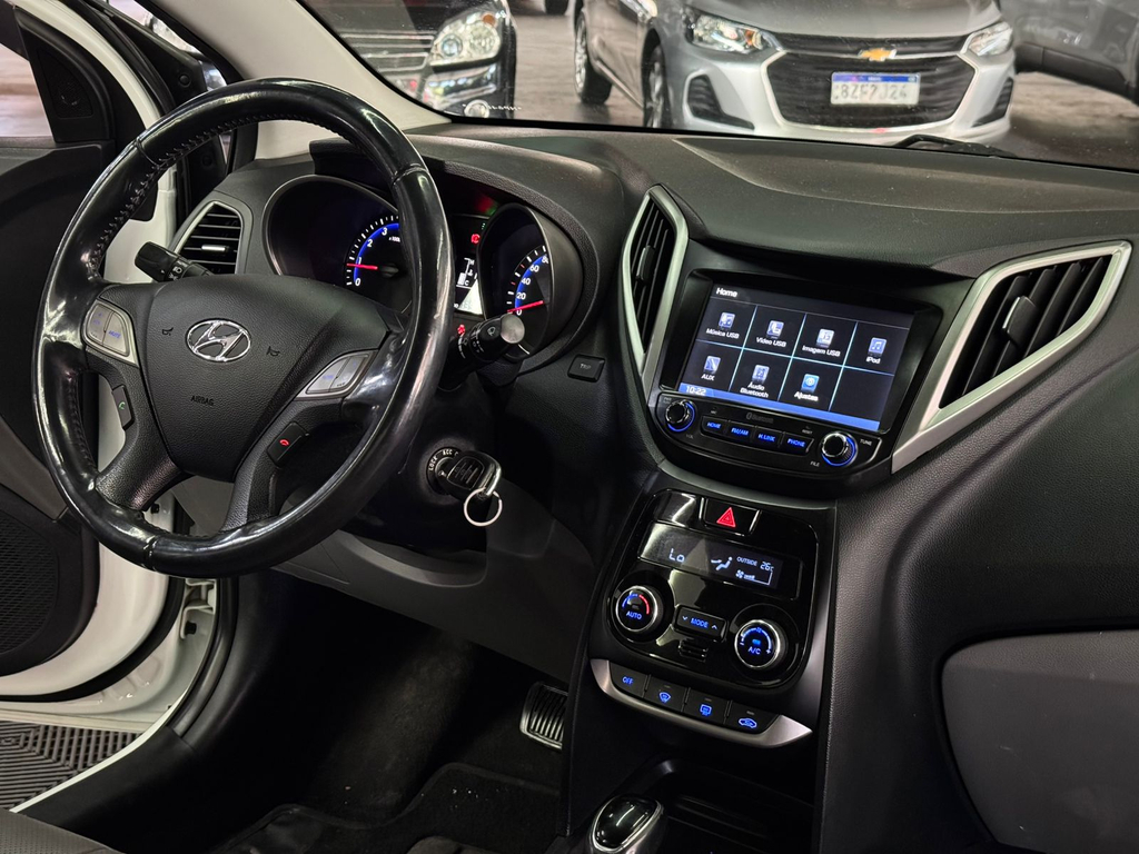Hyundai HB20S Branco