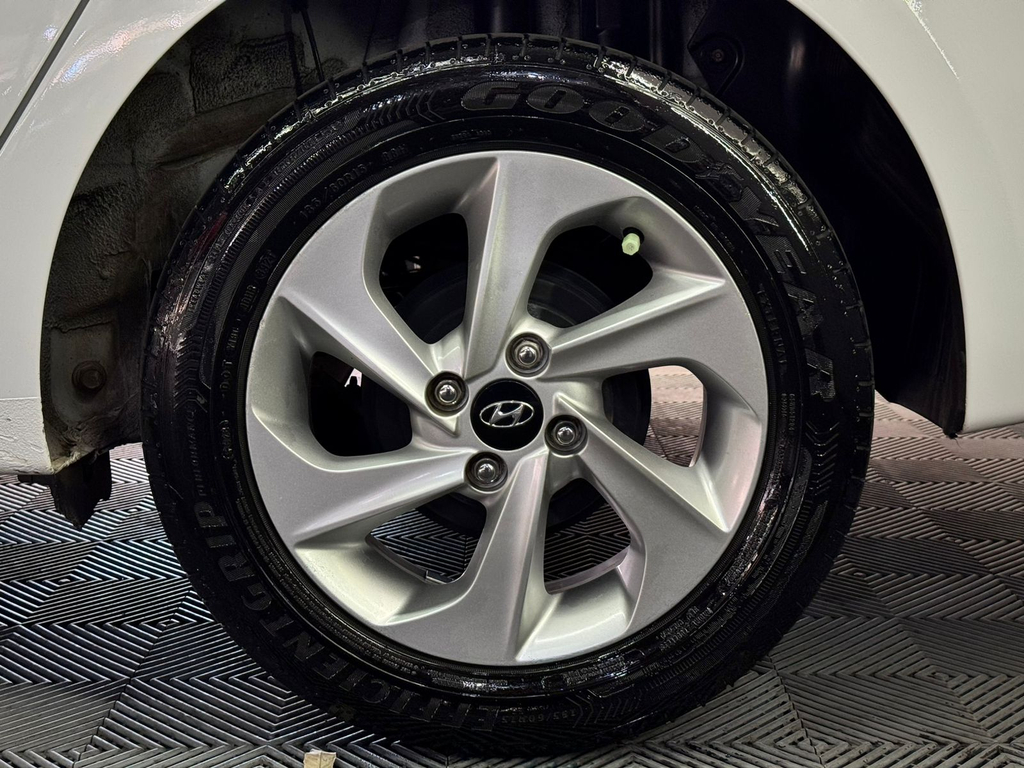 Hyundai HB20S Branco