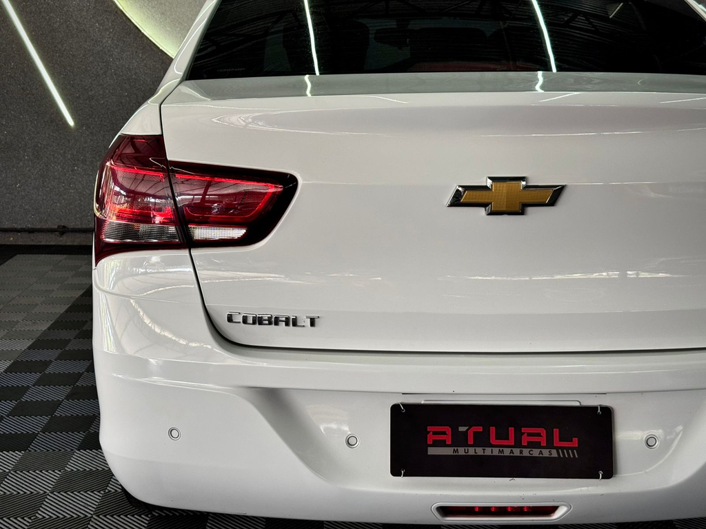 Chevrolet Cobalt Branco