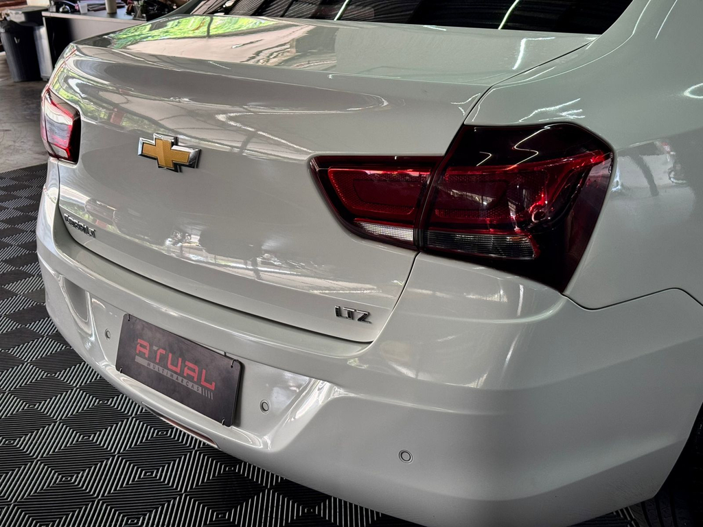 Chevrolet Cobalt Branco