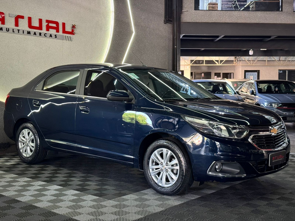 Chevrolet Cobalt Azul