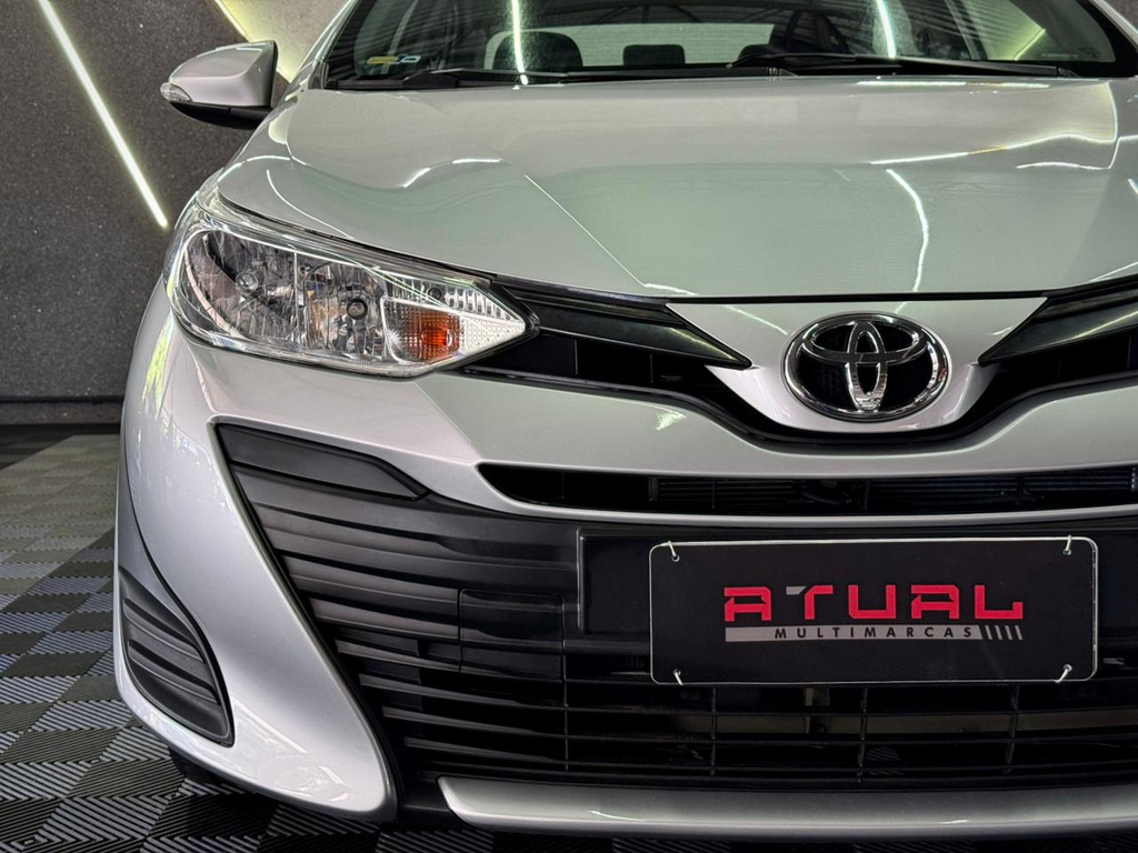 Toyota Yaris Prata