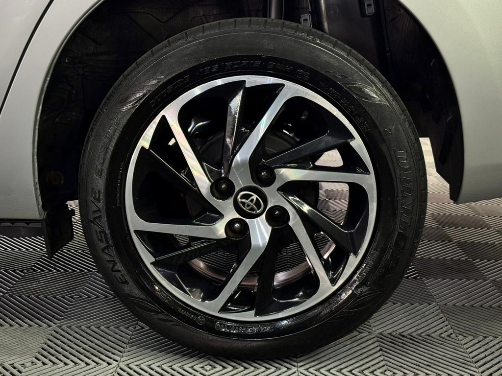 Toyota Yaris Prata