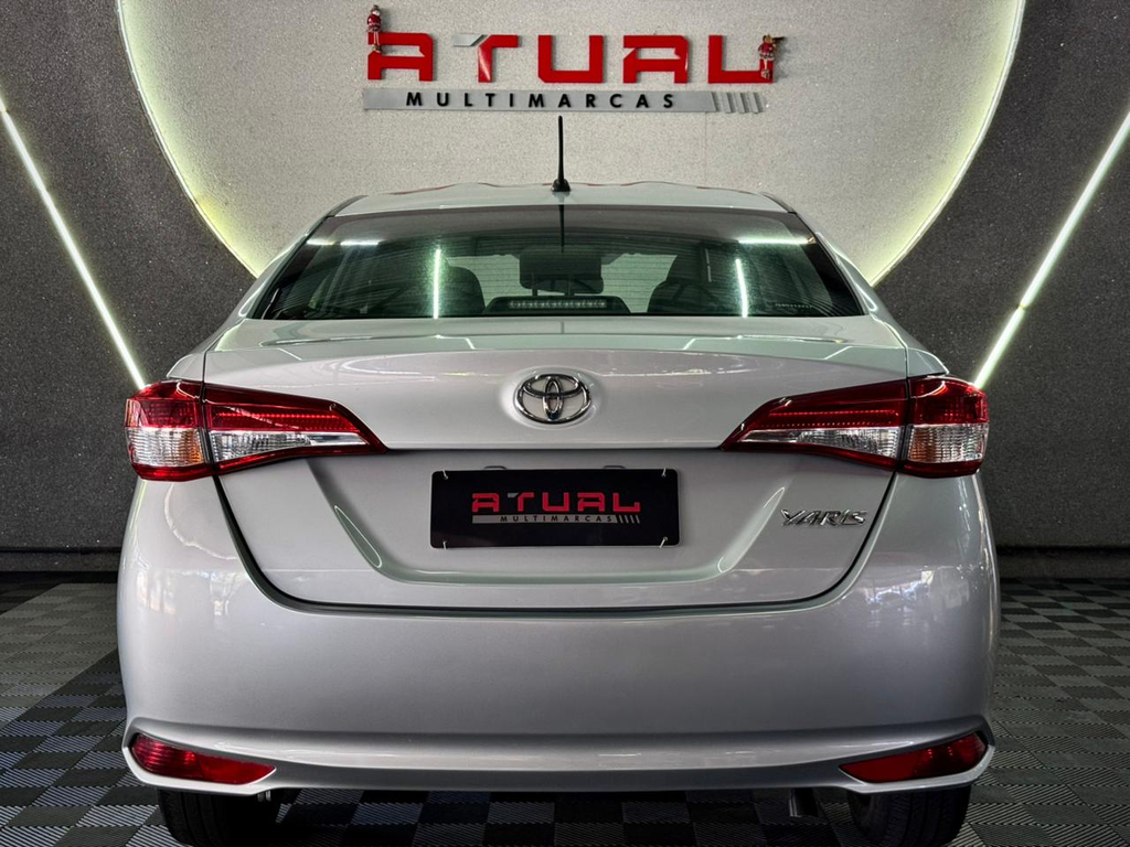 Toyota Yaris Prata