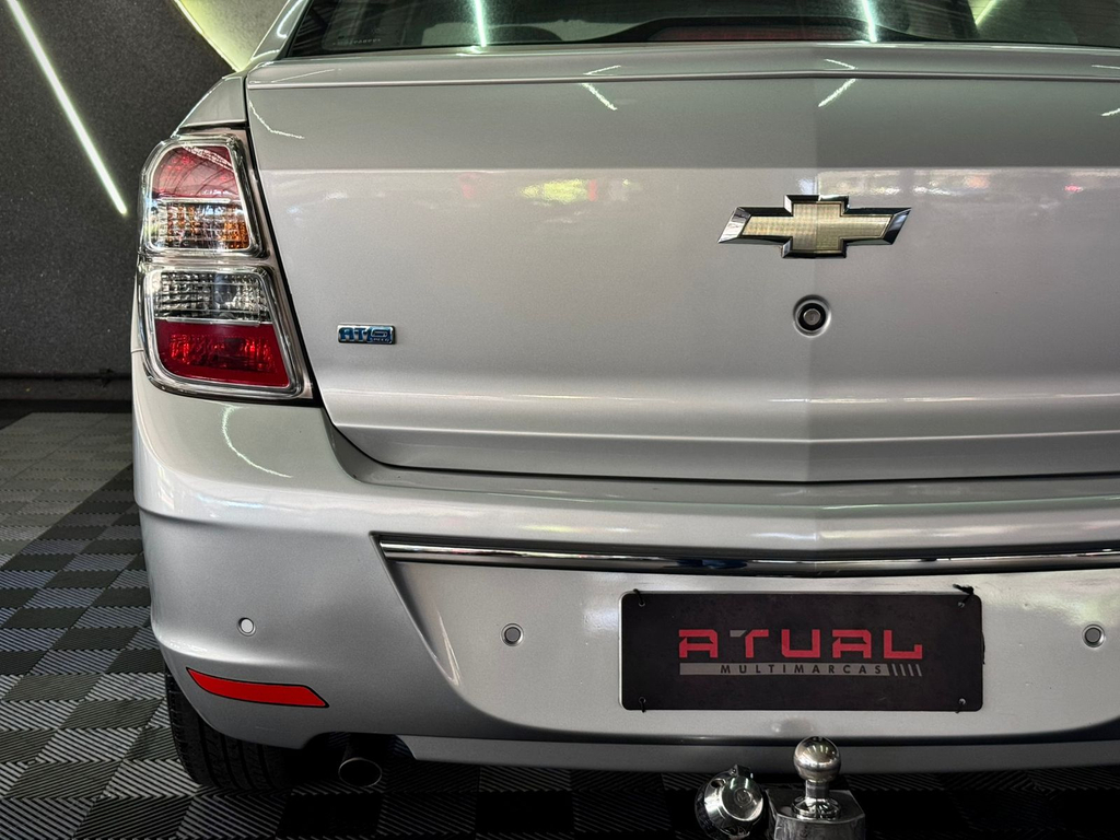 Chevrolet Cobalt Prata