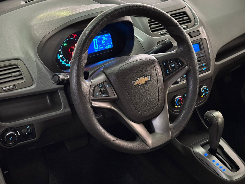 Chevrolet Cobalt Prata