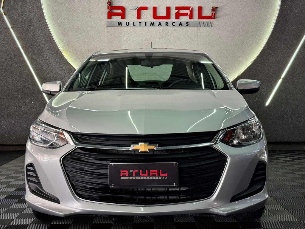 Chevrolet Onix Sedan Prata