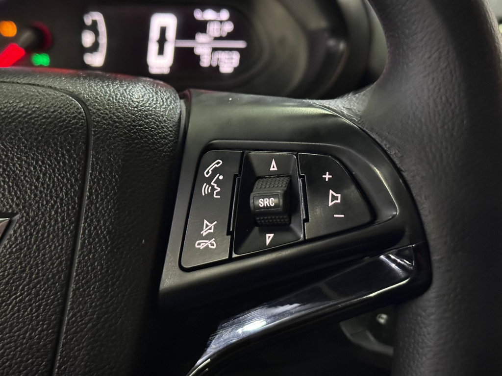 Chevrolet Prisma Cinza