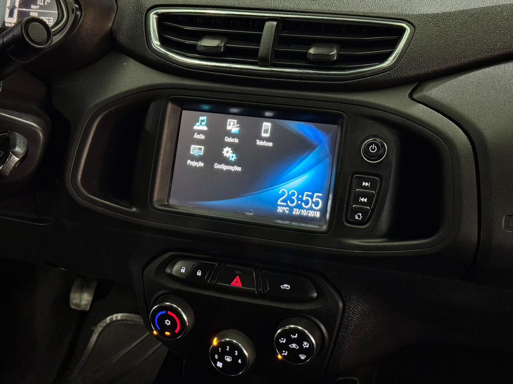 Chevrolet Prisma Cinza