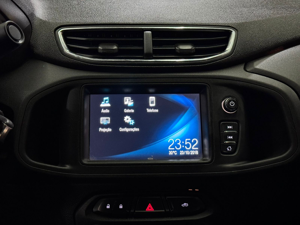 Chevrolet Prisma Cinza