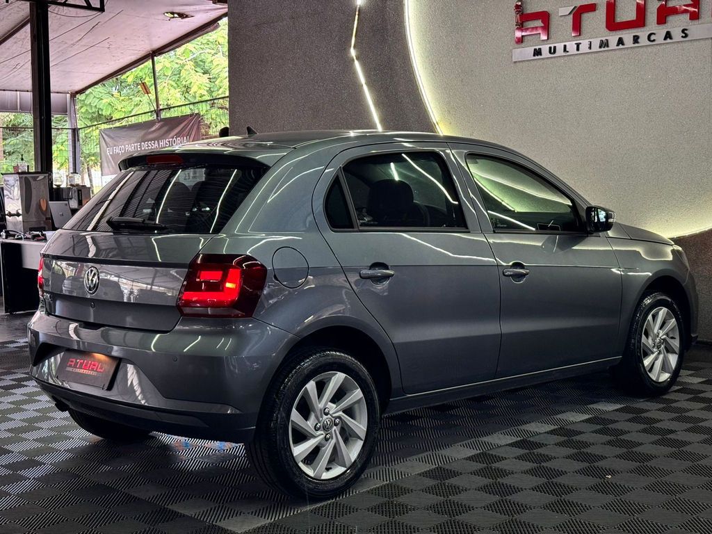 Volkswagen Gol Cinza