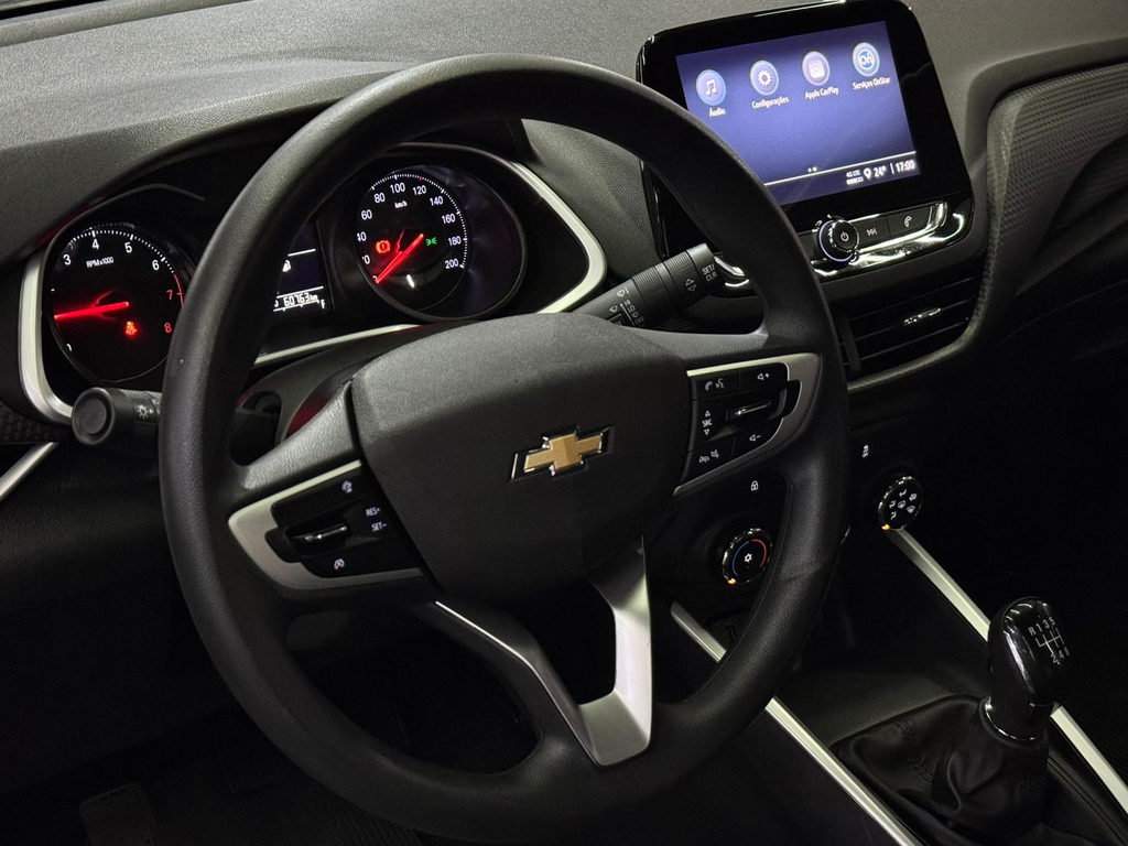 Chevrolet Onix Sedan Prata