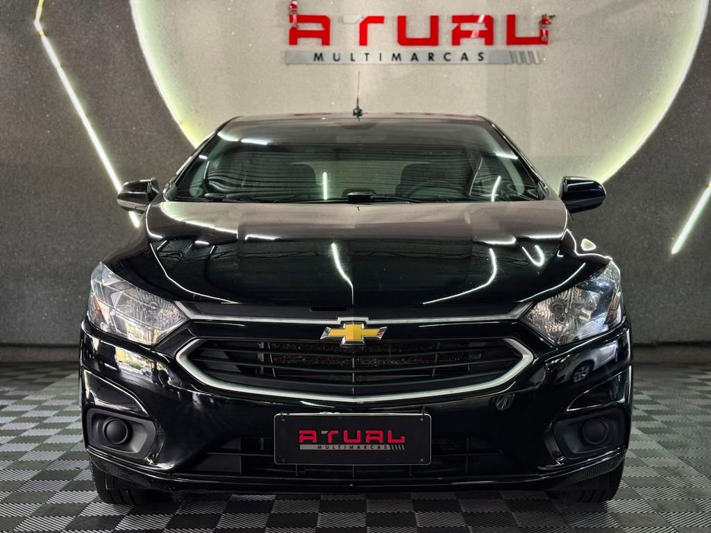 Chevrolet Onix Preto