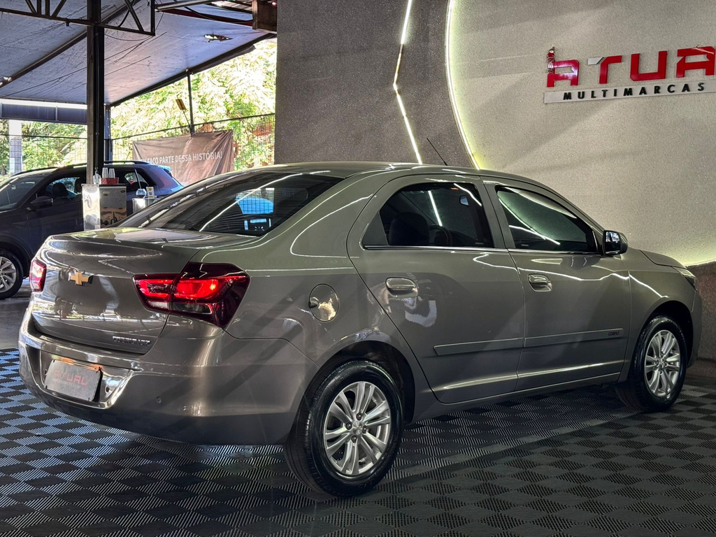 Chevrolet Cobalt Bege