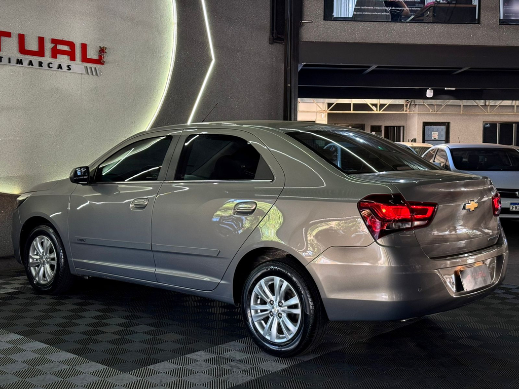 Chevrolet Cobalt Bege