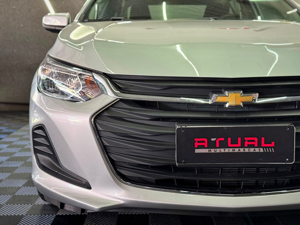 Chevrolet Onix Sedan Prata
