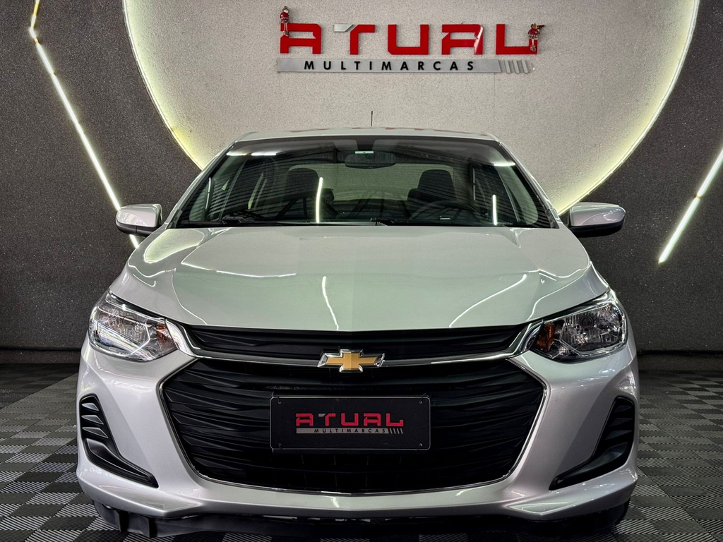 Chevrolet Onix Sedan Prata