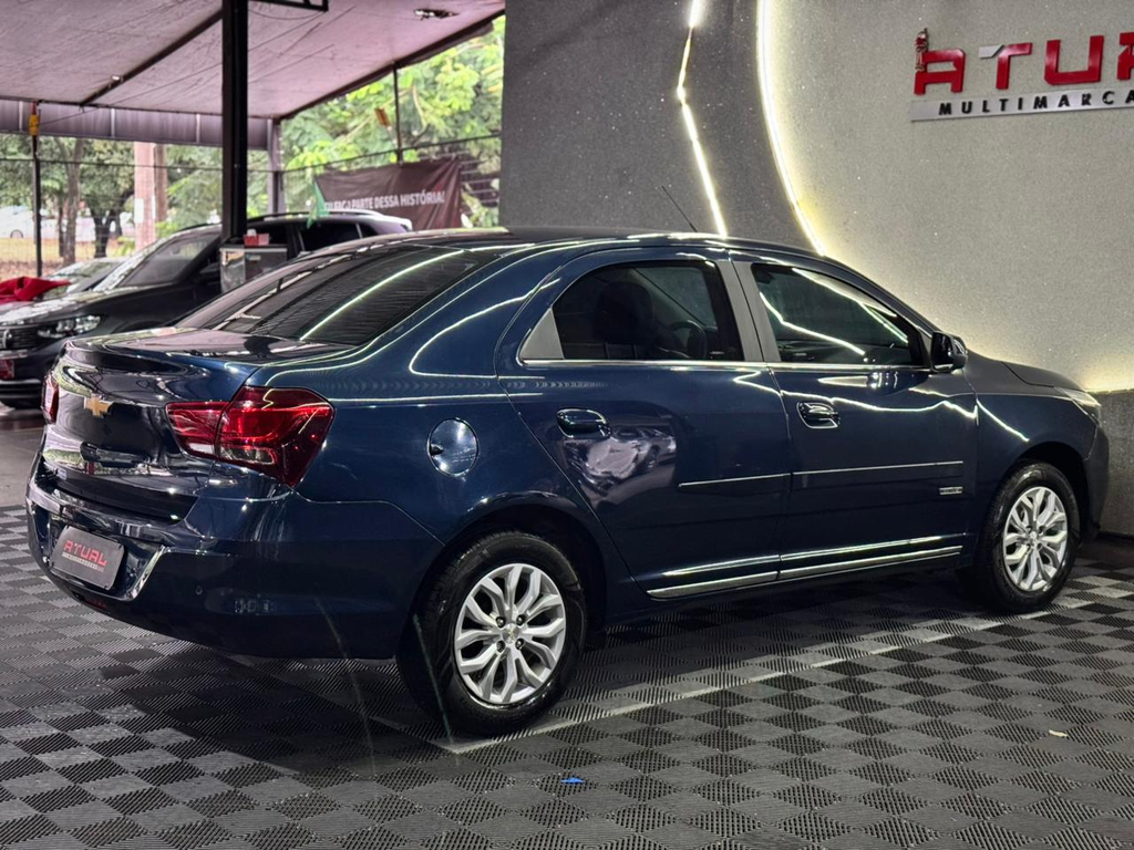 Chevrolet Cobalt Azul