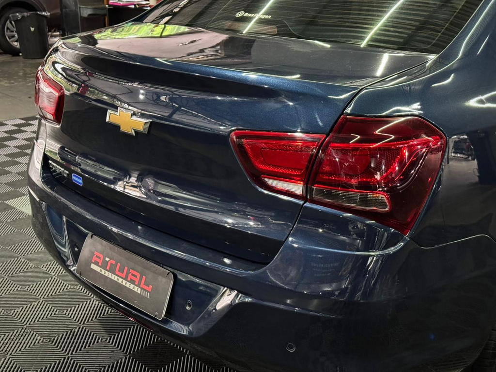 Chevrolet Cobalt Azul