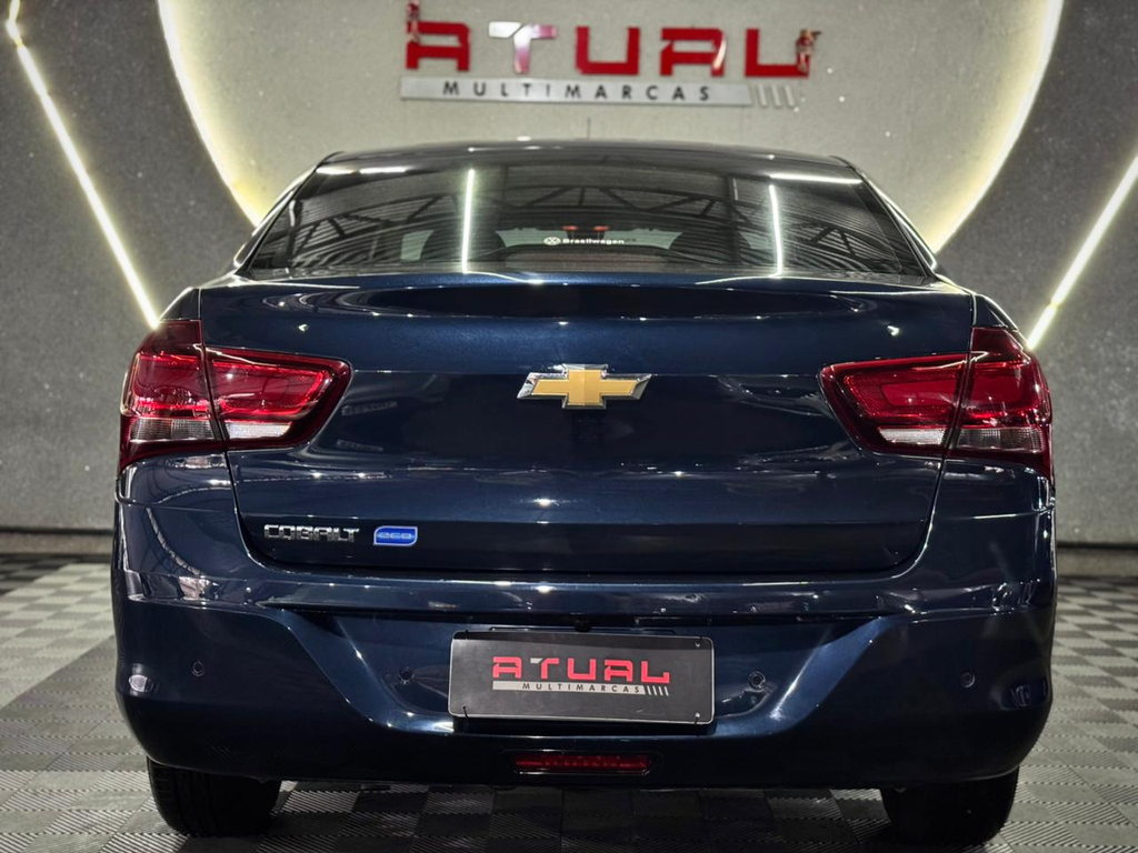 Chevrolet Cobalt Azul