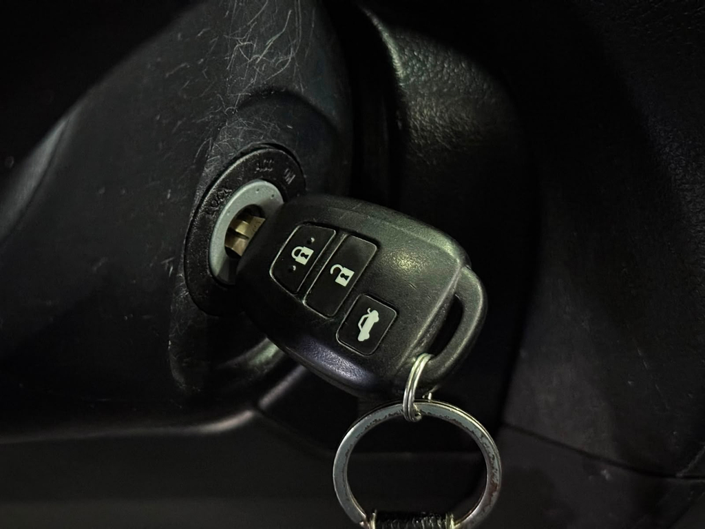Toyota Yaris Branco