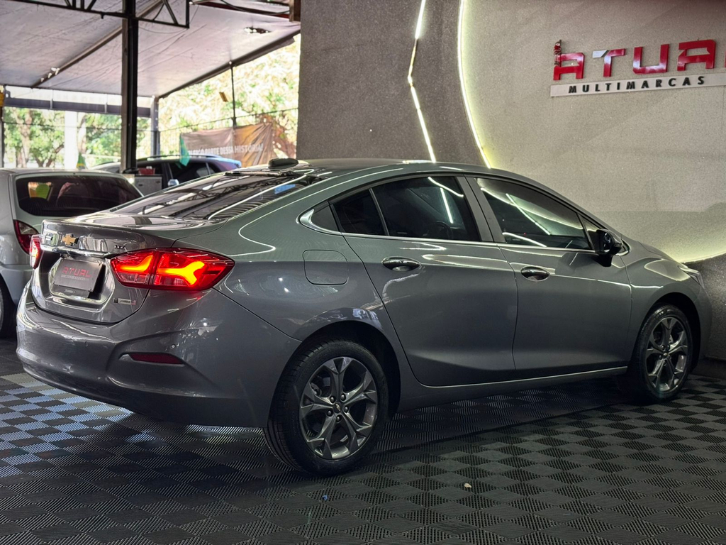 Chevrolet Cruze Sedan Cinza