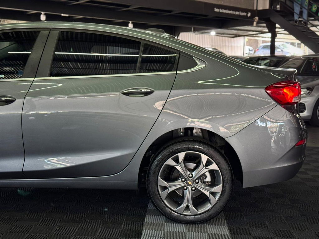 Chevrolet Cruze Sedan Cinza