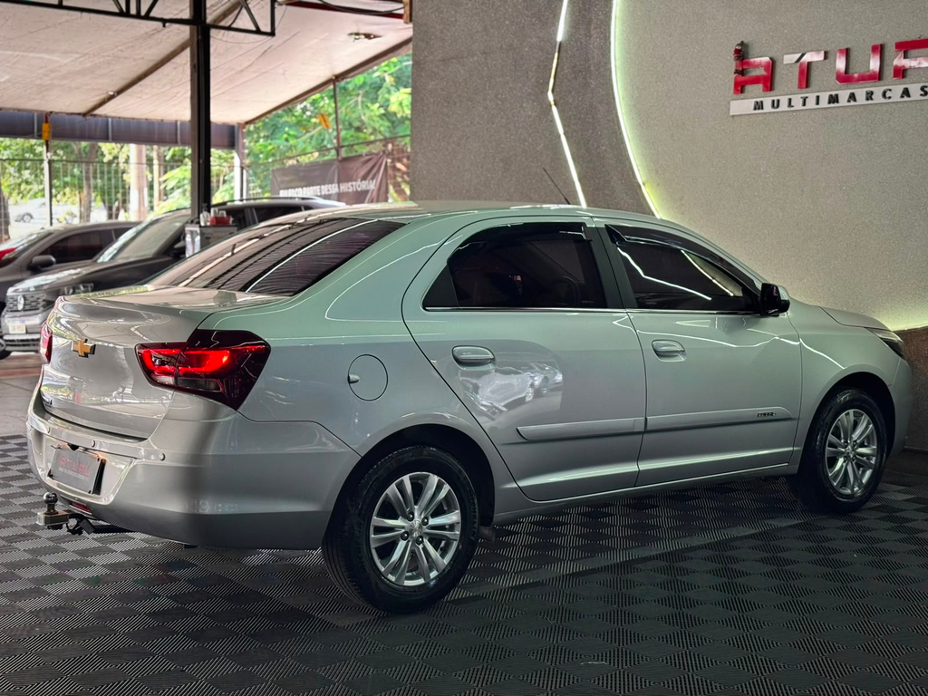 Chevrolet Cobalt Prata