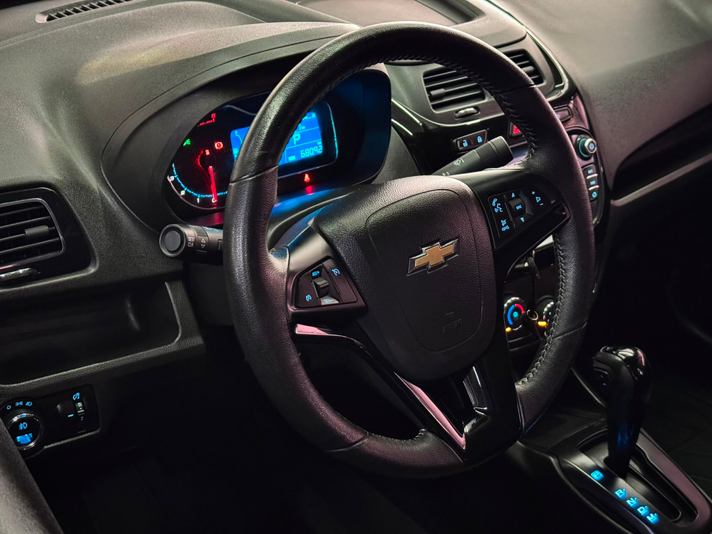 Chevrolet Cobalt Prata