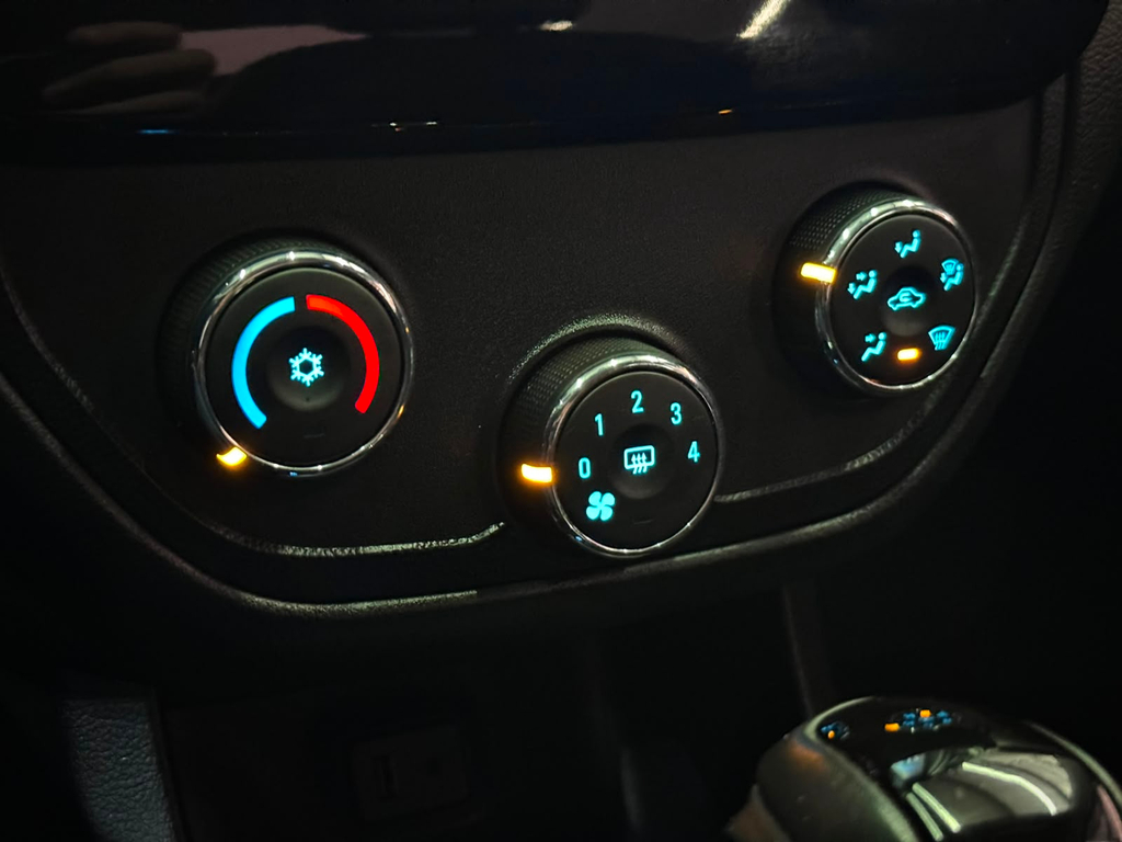 Chevrolet Cobalt Prata
