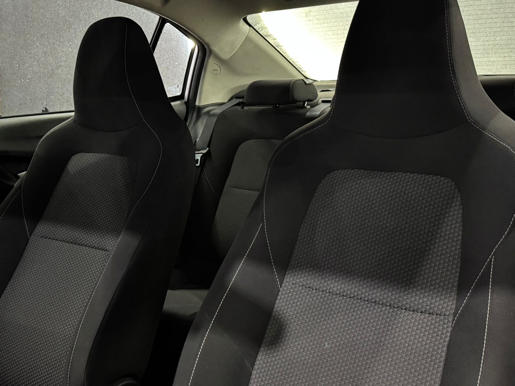 Chevrolet Onix Sedan Prata