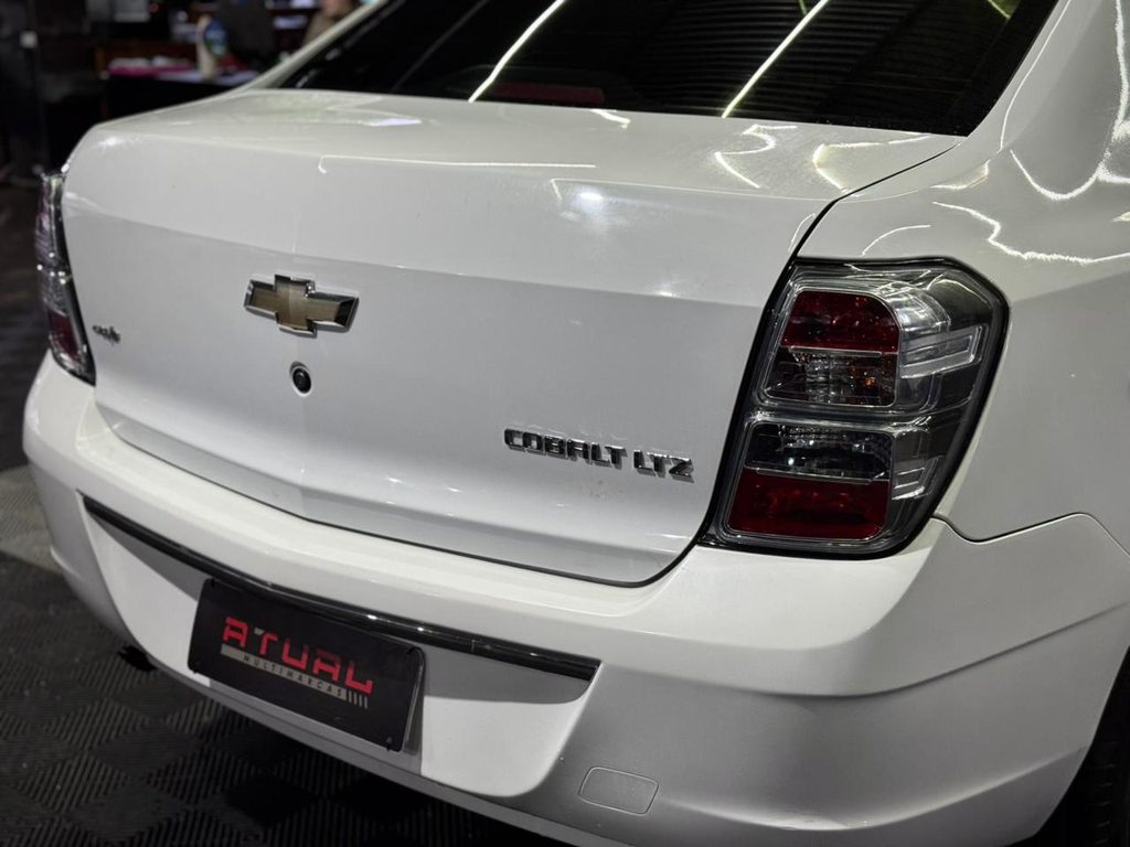 Chevrolet Cobalt Branco