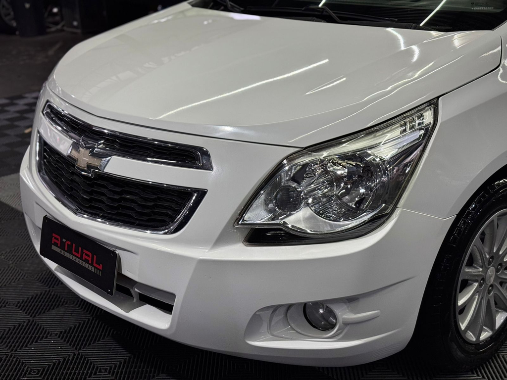 Chevrolet Cobalt Branco