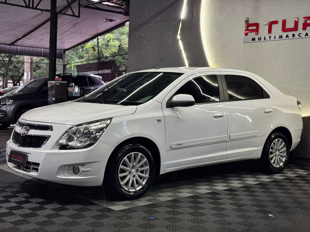 Chevrolet Cobalt Branco
