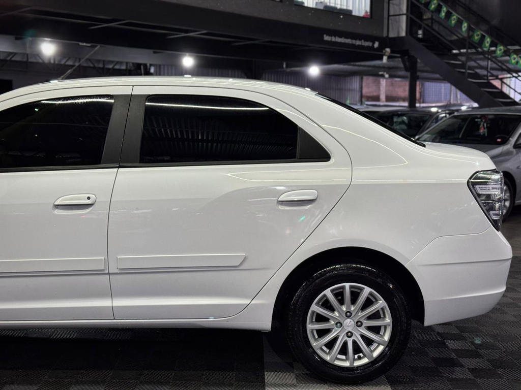 Chevrolet Cobalt Branco
