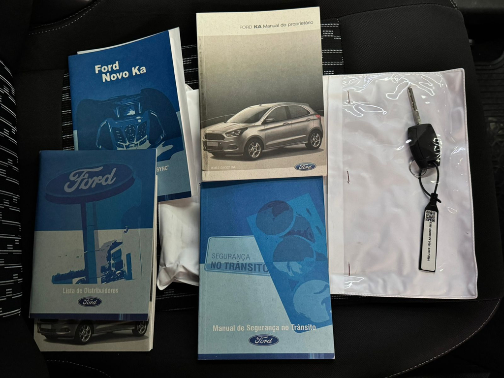 Ford Ka Sedan Prata