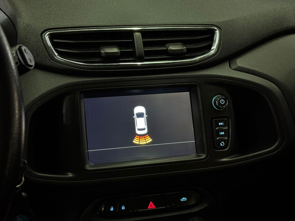 Chevrolet Onix Prata
