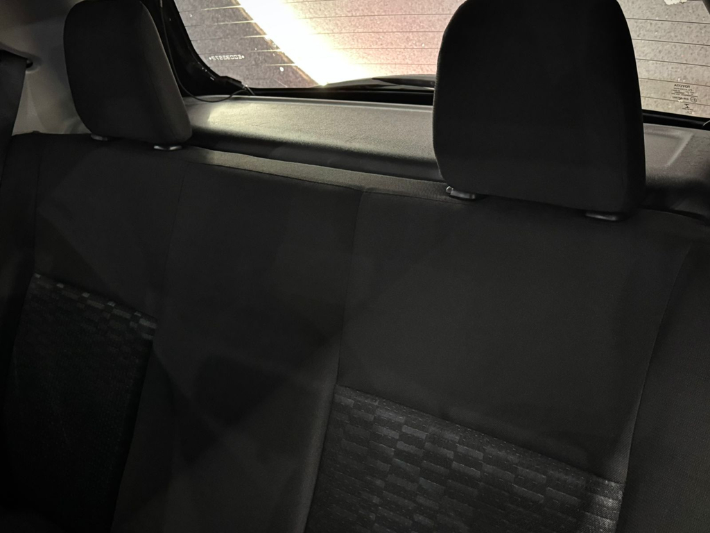 Toyota Etios Hatch Preto