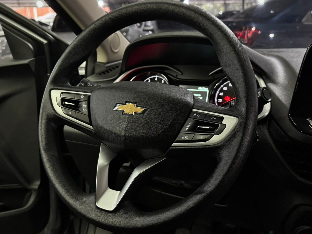 Chevrolet Onix Sedan Cinza